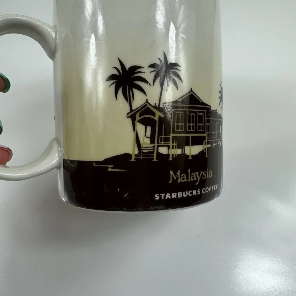 Starbucks features malaysia